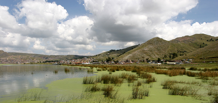 Legend holds that Lake Titicaca in the Andes on the border between Peru and Bolivia is the cradle of Incan culture and civilisation. The lake is now so polluted that some describe it as a cemetery. (Photo credit: Benjamin, flickr)